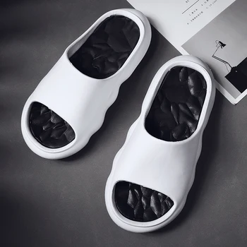 Sapatos para Homens Sandálias de Praia masculino Chinelos de quarto Designer de Luxo controles Deslizantes Confortável Slides Interior da Casa Flats Homem Moda Flip-Flops